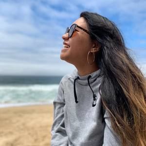 Meet your Posher, Amelia